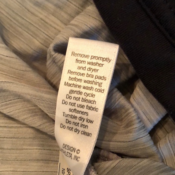 Athleta cross back removable padded bra insert with attached athletic tank - Picture 10 of 11